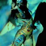 Body Painting che fa parte del lavoro Come un fiume di liquidi umori, di Miguel Gomez