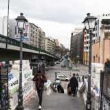 Il nostro viaggio prende le mosse dall�angolo tra l�estramurale Capruzzi e viale Unit� d�Italia: un punto dominato dal Ponte XX settembre, uno dei sette grandi cavalcavia di Bari, inaugurato l�11 luglio del 1970