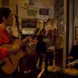 Un piacevole e inaspettato intermezzo musicale in lavanderia