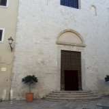 Foto 18a: Chiesa di San Giacomo, in piazza Odegitria accanto alla Cattedrale