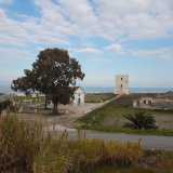 Dopo una decina di chilometri, volgendo lo sguardo verso il mare, veniamo attirati da una pittoresca visione: una torre e una chiesetta poste a due passi dall�Adriatico