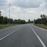 Per visitare il quartiere bisogna dirigersi verso la periferia sud di Bari, per andare a imboccare viale Trisorio-Liuzzi, il prolungamento di via Giulio Petroni, che dopo aver costeggiato Carbonara e Ceglie del Campo finisce la sua lunga corsa proprio a Loseto