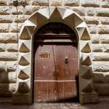 Accediamo ora nel ventre dell'edificio