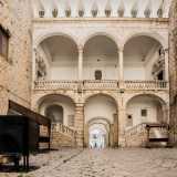 Nel cortile si trova un primo pozzo...