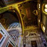...e l�abside semicircolare...