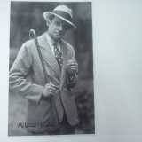 Una cartolina postale con il ritratto fotografico dello scrittore Niccol� de Bellis realizzata a Milano nel 1929