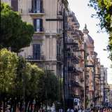 Questo per� fino al suo recente e discusso restyling terminato nel dicembre del 2018 che, dopo aver eliminato gli alberi, ha trasformato nuovamente la strada dotandola di sette �salotti� con diversa pavimentazione e �arredamento�