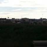 Panoramica dell'accampamento rom nei pressi del canalone
