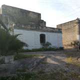 Il territorio dove oggi sorge il quartiere San Paolo rappresentava il primo tratto della Traiana �barese� e nei pressi di edifici quali la masseria Prete permane qualche segno del tragitto, seppur molto ridotto rispetto al passato