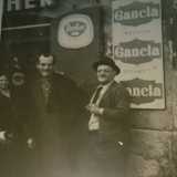 Concludiamo il nostro giro con la pizzeria "Dregher", ubicata all�ingresso del centro storico, tra via Corridoni e piazza Chiurlia. Nacque nel 1958 come circolo ricreativo e rivendita di ghiaccio su iniziativa di Andrea Signorile