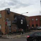
Change Street. Murales dell'artista belga Roa, uno dei tanti che si possono ammirare nella zona dell'East end di Londra