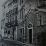 ...ospitava anche una chiesetta omonima del 1909, distrutta nel 1968
