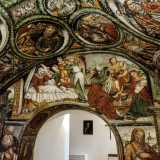 Spiccano le scene del parto di Sant�Anna circondata da serve...