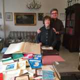 Per conoscere meglio questa prestigiosa penna barese ci siamo recati nella sua casa di via Giulio Petroni, l� dove la moglie 85enne Rosa Lettini e il figlio 54enne Nicola...