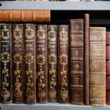 ...le opere di Rosmini e antichi testi di diritto. �Purtroppo ritengo che i baresi si stiano allontanando dal mondo della lettura � conclude Filomena � ma noi andiamo avanti grazie ai tanti clienti affezionati che continuano  a incoraggiarci� 