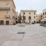 L�ex convento � situato in piazza Mercantile...