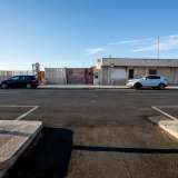 Per visitarlo basta percorrere duecento metri dal porto di Santo Spirito, in direzione sud. Di fronte all�ex ristorante Galeone...