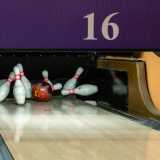 ...� uno strike