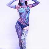 Body Painting che fa parte del lavoro Come un fiume di liquidi umori, di Miguel Gomez