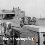 Durante il periodo bellico, dal 1943 al 1946, il Barion fu occupato dalle truppe anglo-americane che lo utilizzarono come svago militare per le truppe danneggiando per� i raffinati arredi dei saloni interni. Ma finita la guerra il club riprese a macinare successi