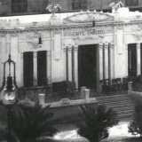 ...che in precedenza aveva ospitato il Caff� Umberto