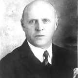 Nell�agosto 1936 la famiglia, composta dai coniugi Berthold...