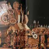 ...perch� doveva contenere 1500 comparse e 150 cavalieri, con cammelli, cavalli e il vero esercito egiziano che marciava sulle dune (foto tratta dal libro "Il Teatro Ritrovato" di Enzo Lattanzio-edizioni Palomar)  