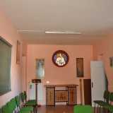 L'interno e l'altare della cappella armena 