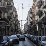 Decidiamo per� di �entrare� nel quartiere da via Pasubio 
