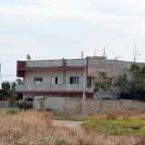 Palazzine abbandonate, occupate da abusivi