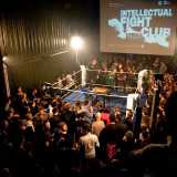 La piccola arena di Berlino che ha ospitato l'evento, denominato Intellectual fight club