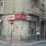 Cantina via Giulio Petroni, la pi� antica di Carrassi