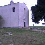 La chiesa in primo piano: � stata da poco ristrutturata