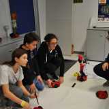 Su un robot � stata montata una bambola per dar vita a una rappresentazione teatrale: si tratta di una delle specialit� previste nelle gare di robotica