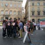 Sit-in contro l'ostracismo