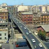 Fu inaugurato l�11 luglio del 1970 e da allora collega il centro murattiano a Carrassi
