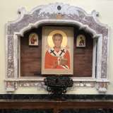 Una curiosit�: nella chiesa sono presenti i resti (murati) di un'antica ruota degli esposti, l� dove venivano posti i neonati indesiderati. Ci� che vediamo oggi � il comunichino in marmo per la somministrazione della comunione alle religiose di clausura