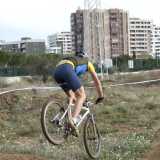 Un biker in azione quando il parco era frequentato dai ciclisti (foto: Mountain bike club Bari)