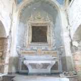 L'altare maggiore della chiesa 