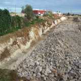 Lo sbancamento del terreno per la ferrovia