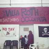 Villa Rotht, stanza con postazione computer messa a disposizione degli occupanti

