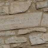 Un dettaglio delle antiche mura del castello di Argiro
