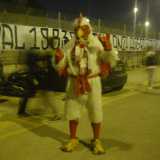Il 63enne Donato Petrosini, abbonato della curva Nord, ritratto con il suo costume da galletto che indossa da un anno e mezzo