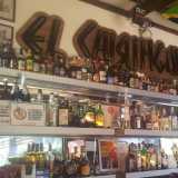 L'interno del bar El Chiringuito