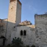 Da qui � visibile sia l�alta torre del XIII secolo che la cupola della chiesetta di San Felice dell�XI secolo