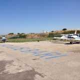 Il piazzale dove sono parcheggiati gli aerei utilizzati dagil allievi