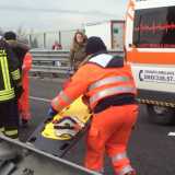 Incidente sulla 16 bis: un elicottero atterra in soccorso