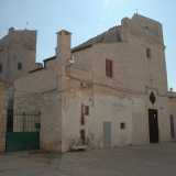 La chiesa di Santa Maria di Sovereto, frazione di Terlizzi, in provincia di Bari. Qui si trovano lastre tombali di cavalieri con figure incise e affreschi riconducibili ai Cavalieri di Malta