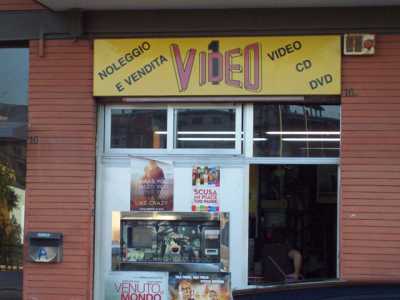 Video 1, in via Giovanni Modugno