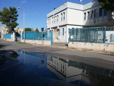 A Pozzanghera presistente davanti alla scuola G. Santomauro